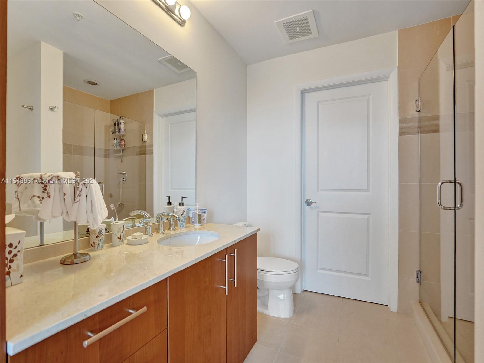 1945 S Ocean Dr 1601, Hallandale Beach, Florida 33009, 3 Bedrooms Bedrooms, ,3 BathroomsBathrooms,Residential,For Sale,1945 S Ocean Dr 1601,A11548961