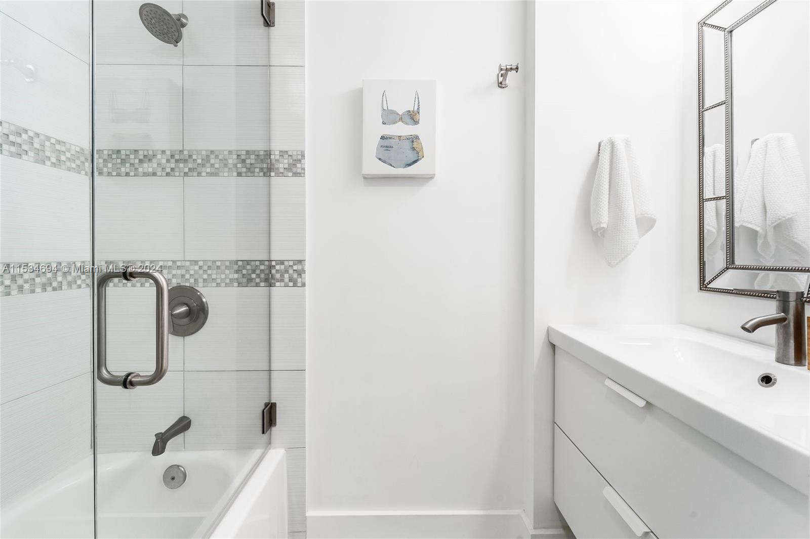 1179 Johnson St, Hollywood, Florida 33019, 3 Bedrooms Bedrooms, ,4 BathroomsBathrooms,Residential,For Sale,1179 Johnson St,A11534694