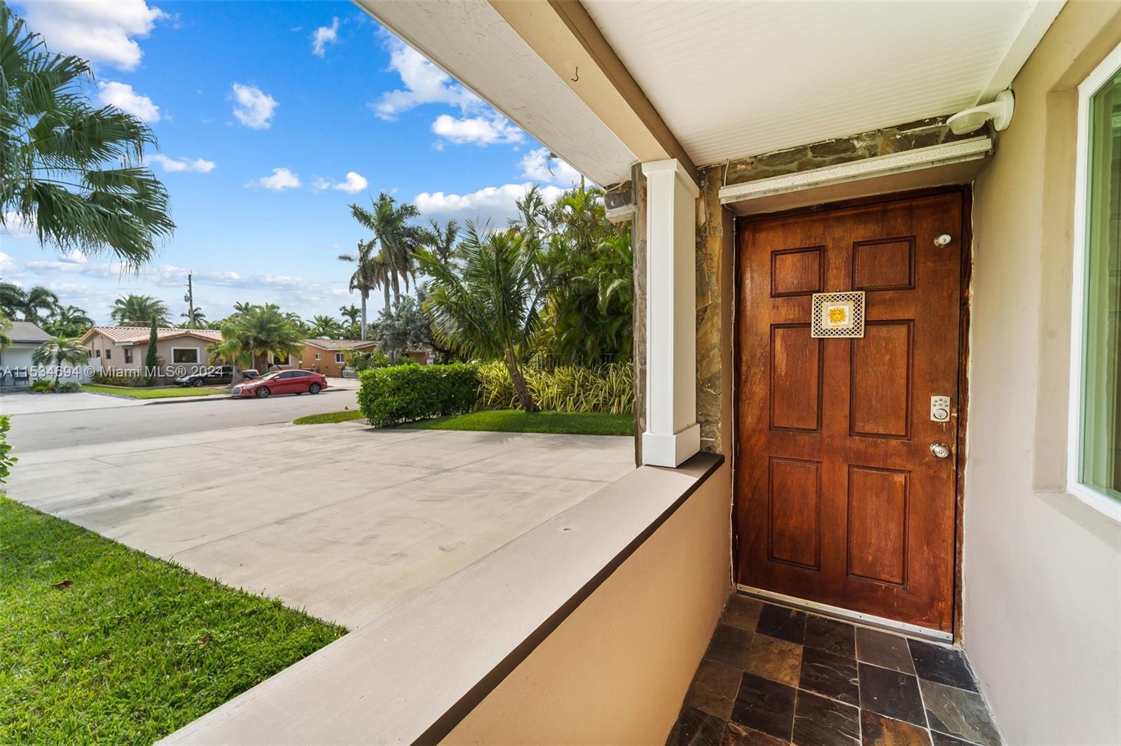 1179 Johnson St, Hollywood, Florida 33019, 3 Bedrooms Bedrooms, ,4 BathroomsBathrooms,Residential,For Sale,1179 Johnson St,A11534694