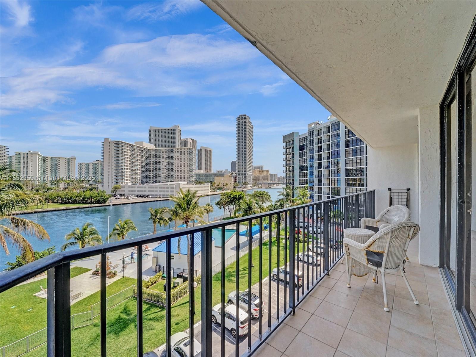 200 Leslie Dr 510, Hallandale Beach, Florida 33009, 2 Bedrooms Bedrooms, ,2 BathroomsBathrooms,Residential,For Sale,200 Leslie Dr 510,A11552959