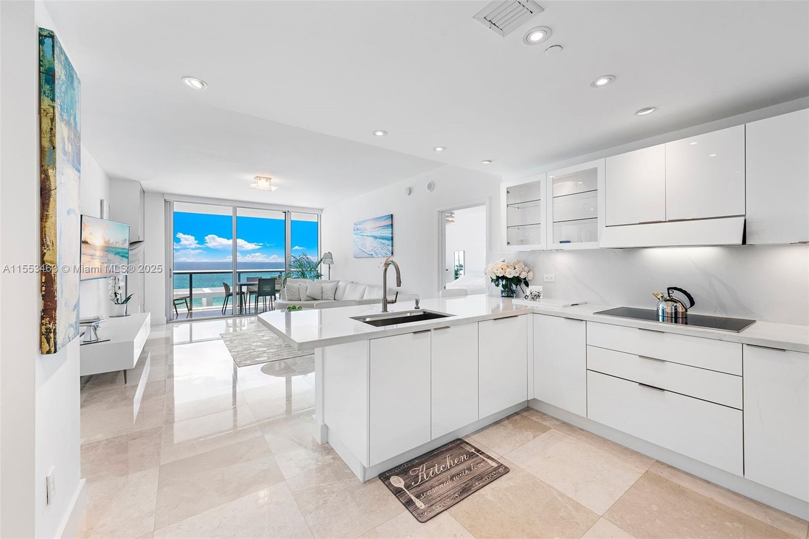 6799 Collins Ave 804, Miami Beach, Florida 33141, 2 Bedrooms Bedrooms, ,2 BathroomsBathrooms,Residential,For Sale,6799 Collins Ave 804,A11553463