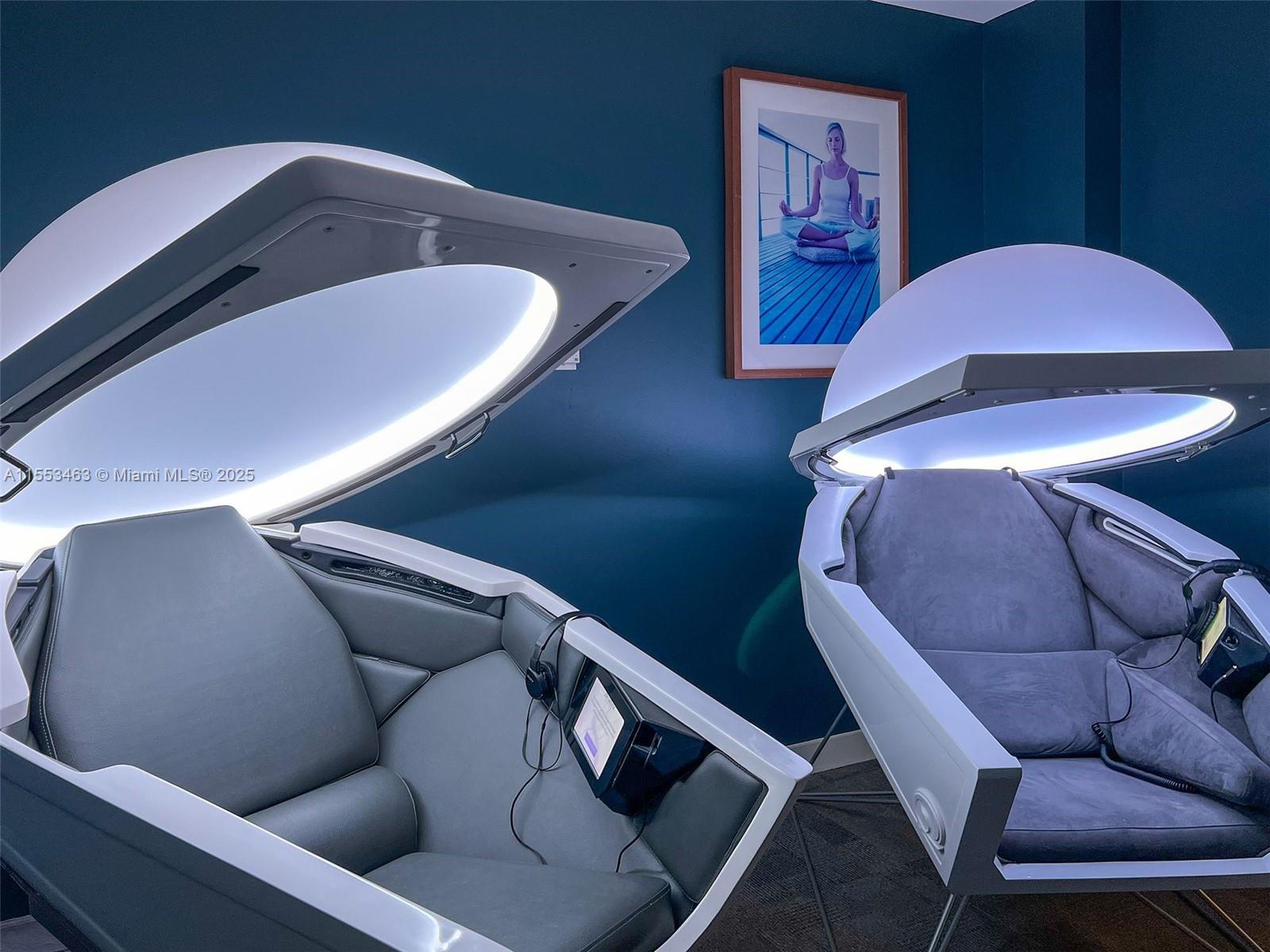 6799 Collins Ave 804, Miami Beach, Florida 33141, 2 Bedrooms Bedrooms, ,2 BathroomsBathrooms,Residential,For Sale,6799 Collins Ave 804,A11553463