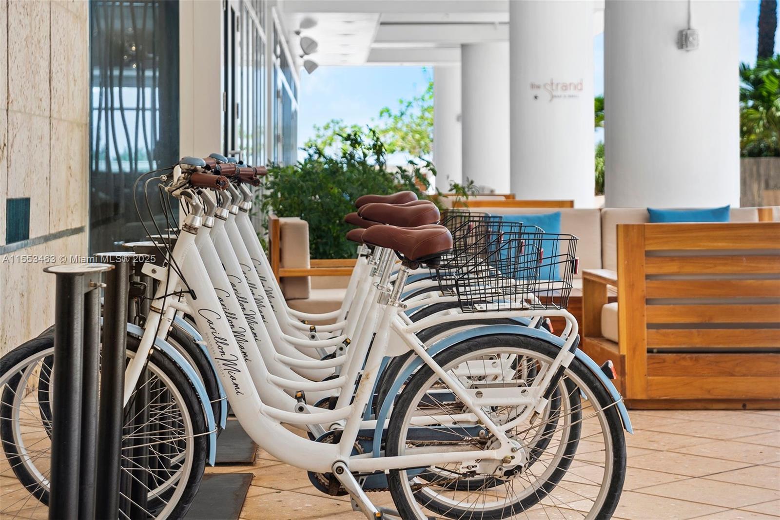 6799 Collins Ave 804, Miami Beach, Florida 33141, 2 Bedrooms Bedrooms, ,2 BathroomsBathrooms,Residential,For Sale,6799 Collins Ave 804,A11553463