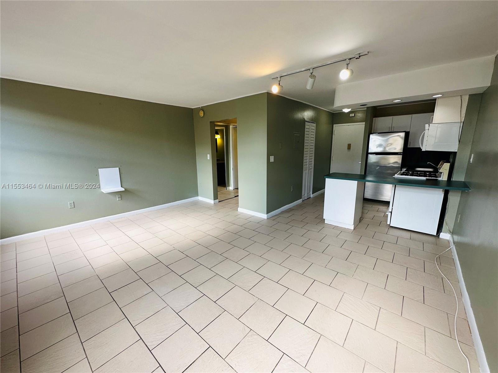 Miami Beach, Florida 33139, ,1 BathroomBathrooms,Residential,For Sale,A11553464