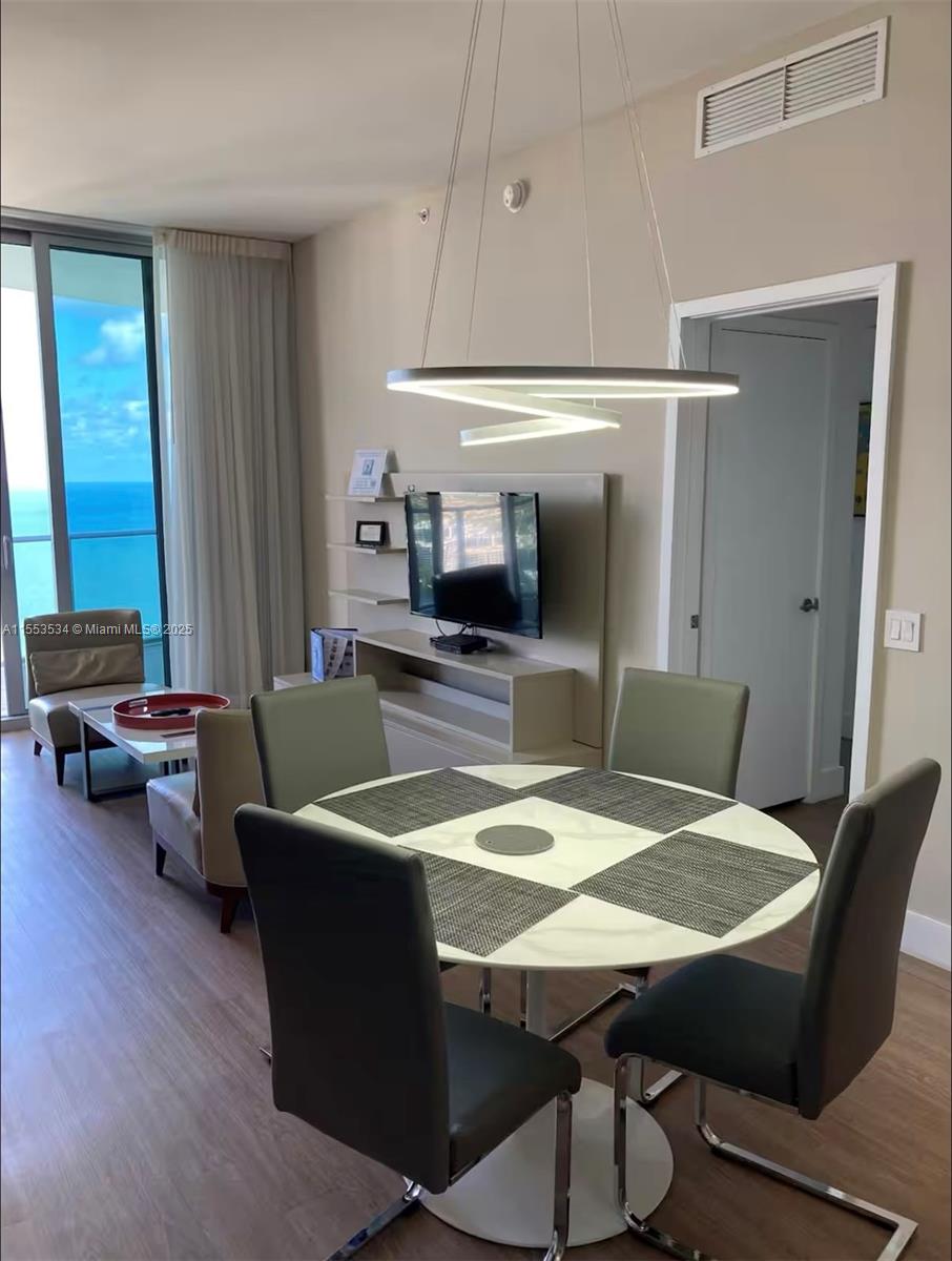 4111 S Ocean Dr LPH6, Hollywood, Florida 33019, 2 Bedrooms Bedrooms, ,2 BathroomsBathrooms,Residential,For Sale,4111 S Ocean Dr LPH6,A11553534