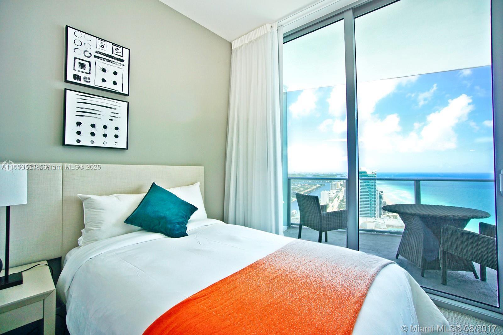 4111 S Ocean Dr LPH6, Hollywood, Florida 33019, 2 Bedrooms Bedrooms, ,2 BathroomsBathrooms,Residential,For Sale,4111 S Ocean Dr LPH6,A11553534