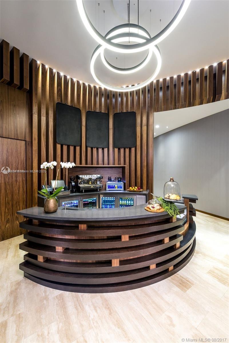 4111 S Ocean Dr LPH6, Hollywood, Florida 33019, 2 Bedrooms Bedrooms, ,2 BathroomsBathrooms,Residential,For Sale,4111 S Ocean Dr LPH6,A11553534