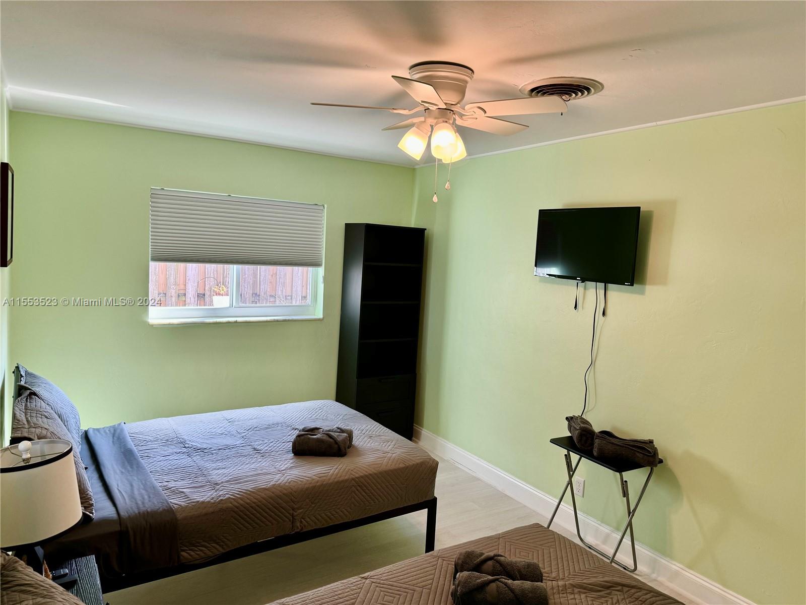 5541 NE 19th Ave, Fort Lauderdale, Florida 33308, 4 Bedrooms Bedrooms, ,2 BathroomsBathrooms,Residentiallease,For Rent,5541 NE 19th Ave,A11553523