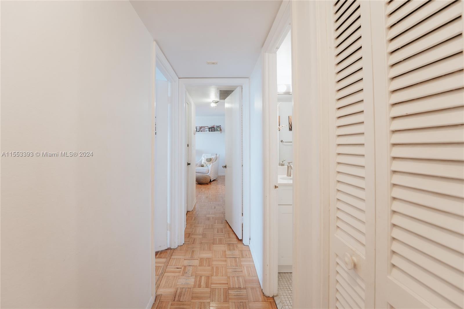 625 Biltmore Way 1106, Coral Gables, Florida 33134, 2 Bedrooms Bedrooms, ,2 BathroomsBathrooms,Residential,For Sale,625 Biltmore Way 1106,A11553393