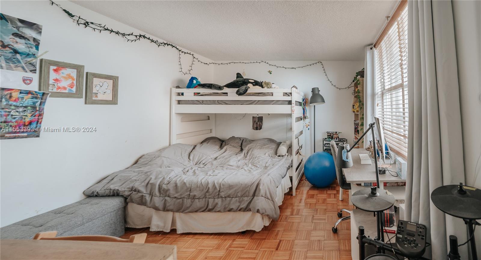 625 Biltmore Way 1106, Coral Gables, Florida 33134, 2 Bedrooms Bedrooms, ,2 BathroomsBathrooms,Residential,For Sale,625 Biltmore Way 1106,A11553393