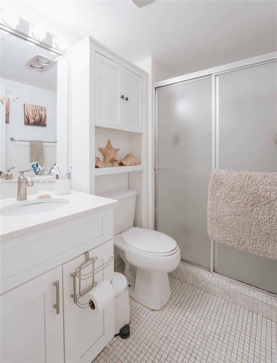625 Biltmore Way 1106, Coral Gables, Florida 33134, 2 Bedrooms Bedrooms, ,2 BathroomsBathrooms,Residential,For Sale,625 Biltmore Way 1106,A11553393