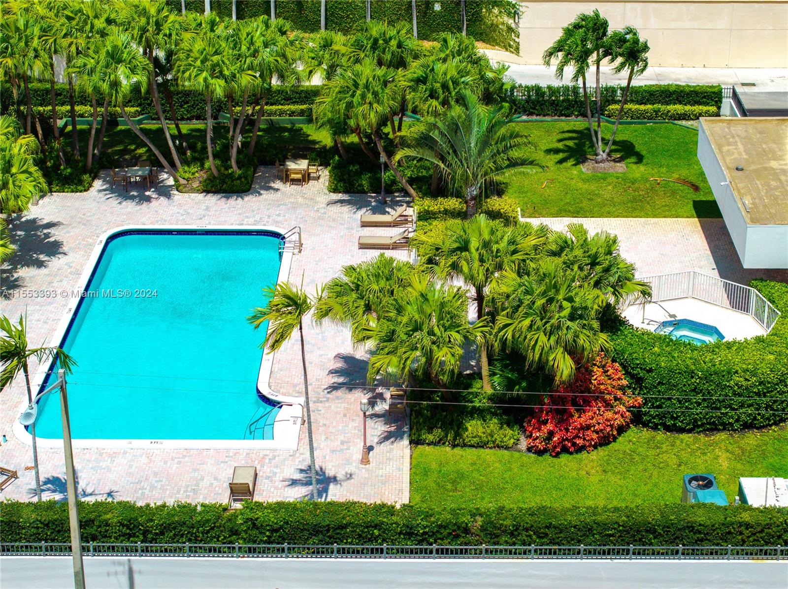 625 Biltmore Way 1106, Coral Gables, Florida 33134, 2 Bedrooms Bedrooms, ,2 BathroomsBathrooms,Residential,For Sale,625 Biltmore Way 1106,A11553393