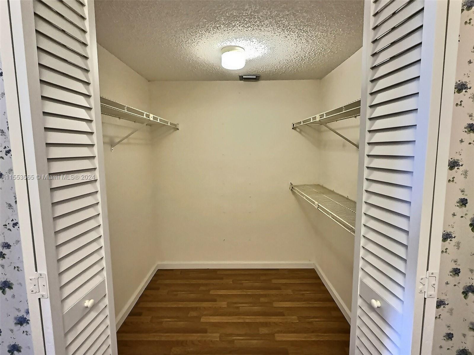 9557 N Belfort Cir 210, Tamarac, Florida 33321, 2 Bedrooms Bedrooms, ,2 BathroomsBathrooms,Residential,For Sale,9557 N Belfort Cir 210,A11553565