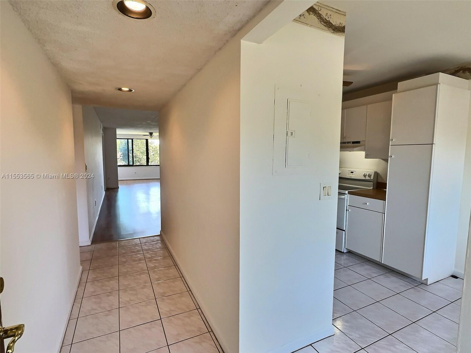 9557 N Belfort Cir 210, Tamarac, Florida 33321, 2 Bedrooms Bedrooms, ,2 BathroomsBathrooms,Residential,For Sale,9557 N Belfort Cir 210,A11553565