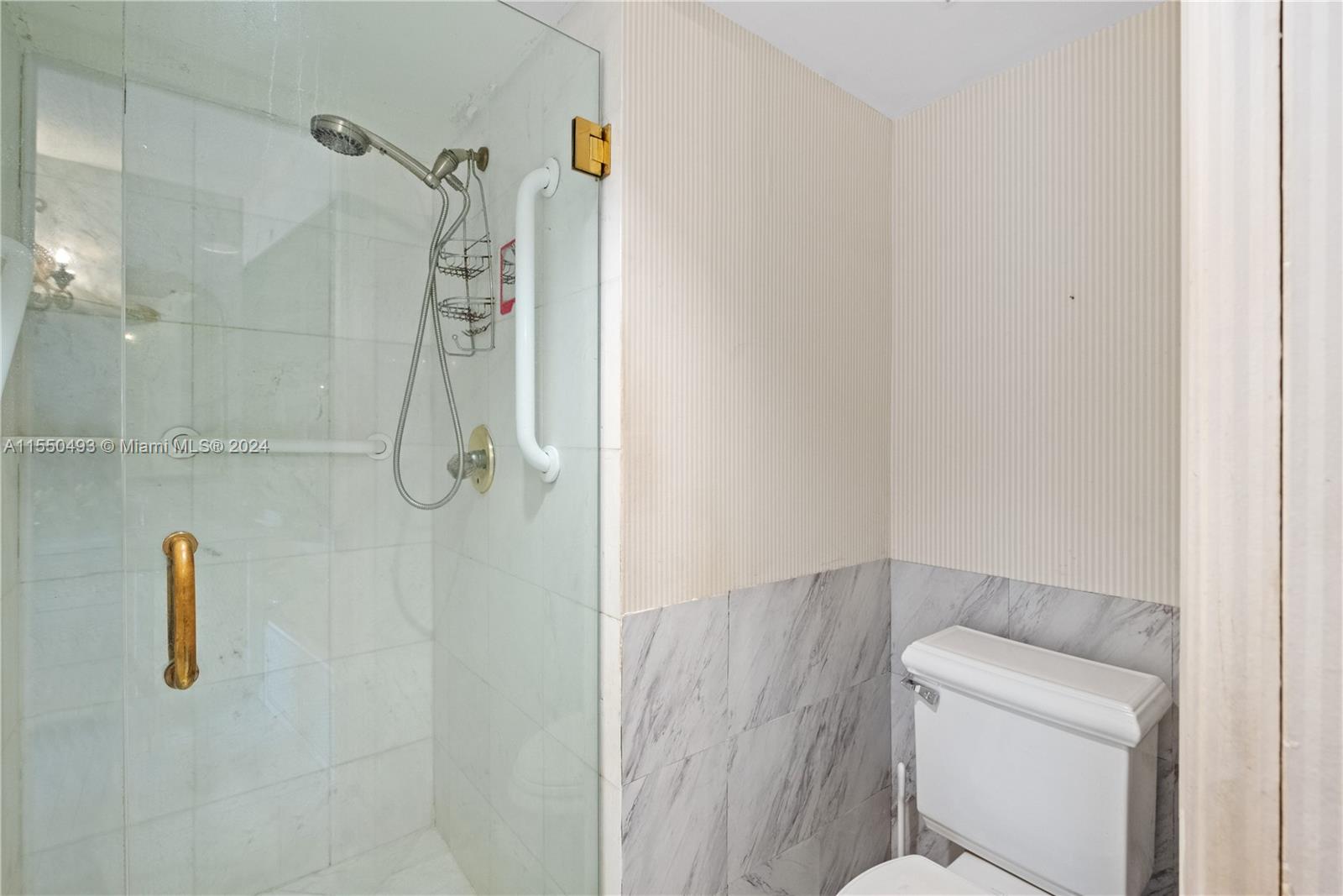 19101 NE 36th Ct 911, Aventura, Florida 33180, 2 Bedrooms Bedrooms, ,2 BathroomsBathrooms,Residential,For Sale,19101 NE 36th Ct 911,A11550493