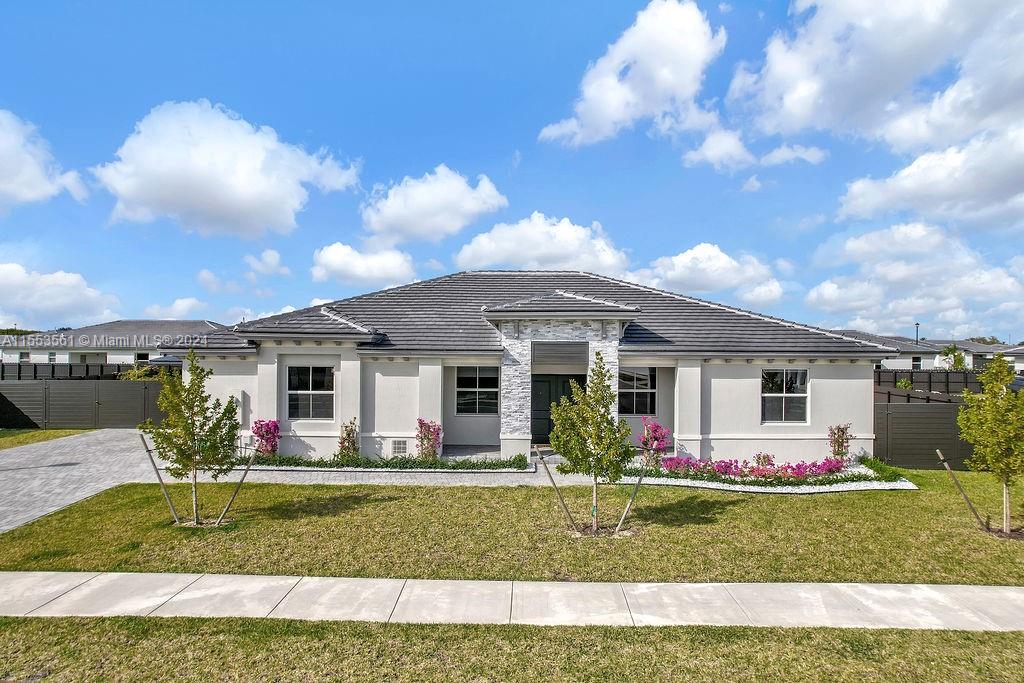 17005 SW 291st St, Homestead, Florida 33030, 4 Bedrooms Bedrooms, ,3 BathroomsBathrooms,Residential,For Sale,17005 SW 291st St,A11553561