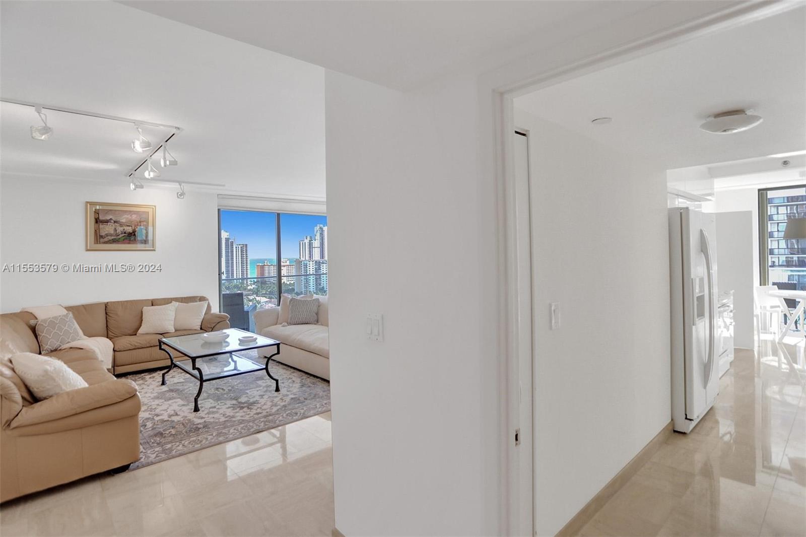 19707 Turnberry Way 21E, Aventura, Florida 33180, 2 Bedrooms Bedrooms, ,2 BathroomsBathrooms,Residential,For Sale,19707 Turnberry Way 21E,A11553579