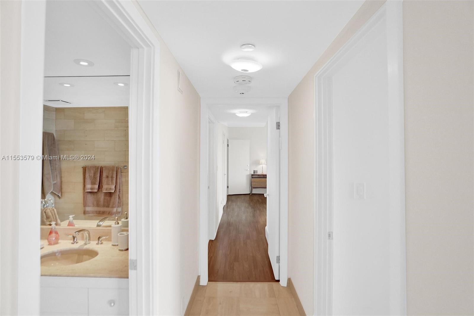 19707 Turnberry Way 21E, Aventura, Florida 33180, 2 Bedrooms Bedrooms, ,2 BathroomsBathrooms,Residential,For Sale,19707 Turnberry Way 21E,A11553579