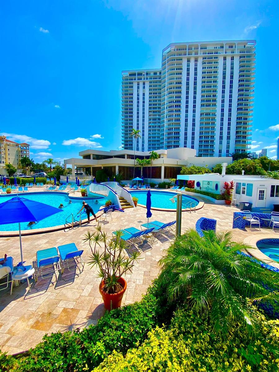 19707 Turnberry Way 21E, Aventura, Florida 33180, 2 Bedrooms Bedrooms, ,2 BathroomsBathrooms,Residential,For Sale,19707 Turnberry Way 21E,A11553579