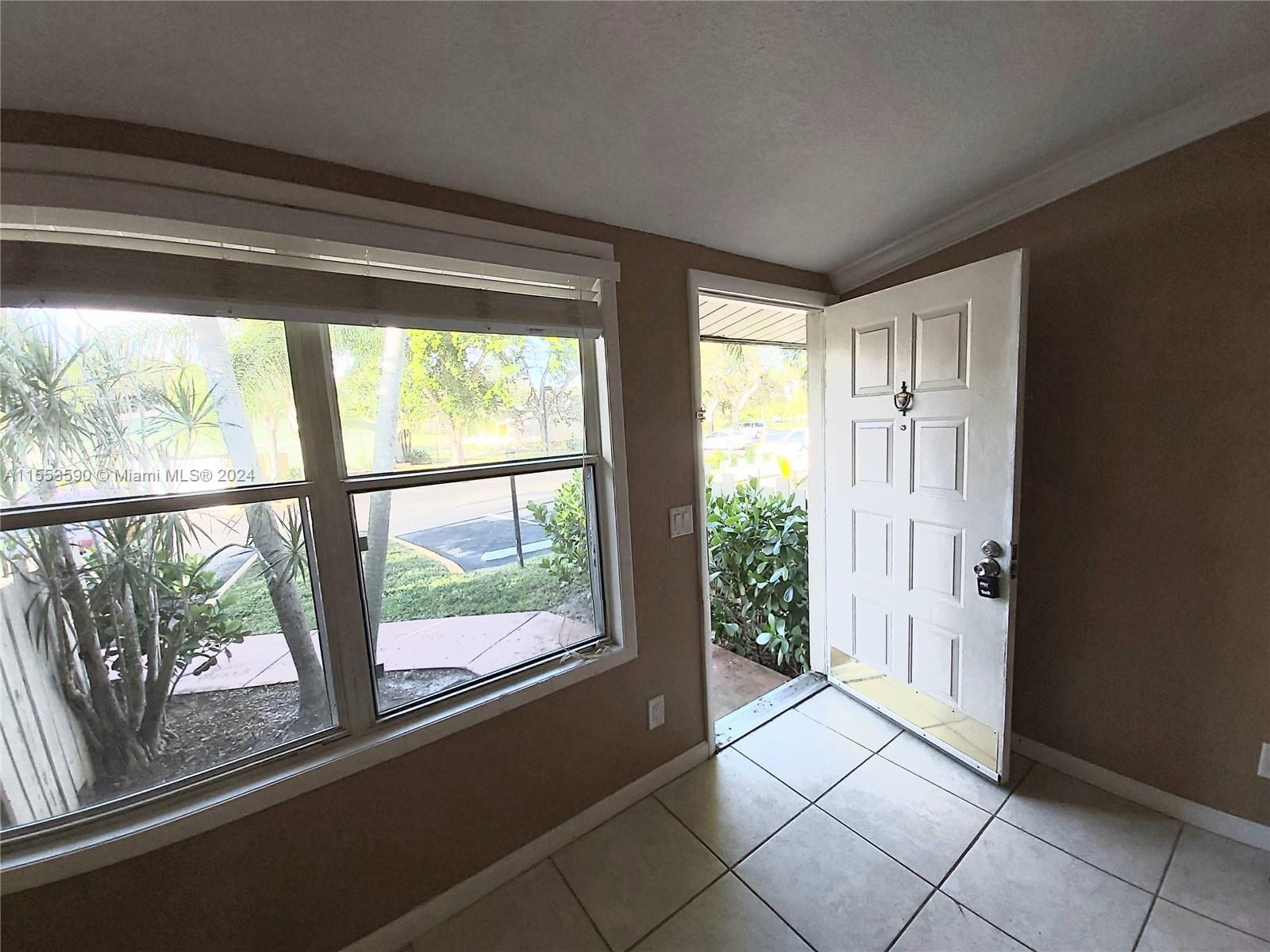 7170 Southgate Blvd 7170, Tamarac, Florida 33321, 1 Bedroom Bedrooms, ,1 BathroomBathrooms,Residential,For Sale,7170 Southgate Blvd 7170,A11553590