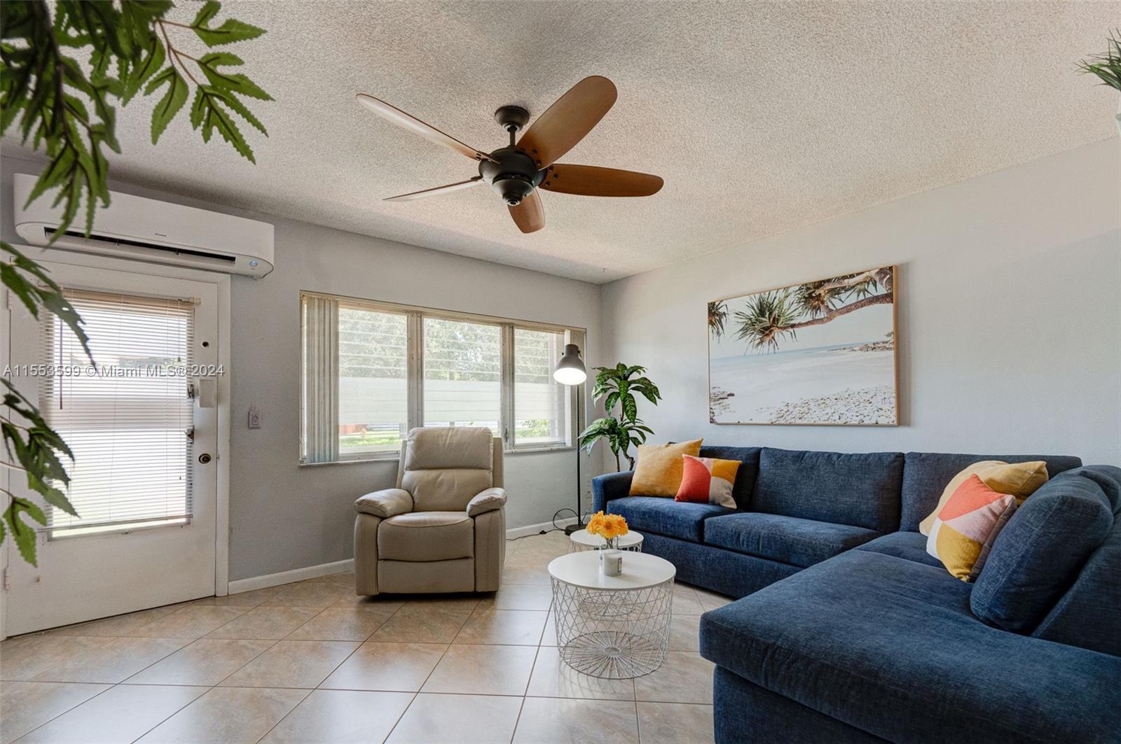 900 SW 10th Ter 11S, Hallandale Beach, Florida 33009, 1 Bedroom Bedrooms, ,1 BathroomBathrooms,Residential,For Sale,900 SW 10th Ter 11S,A11553599