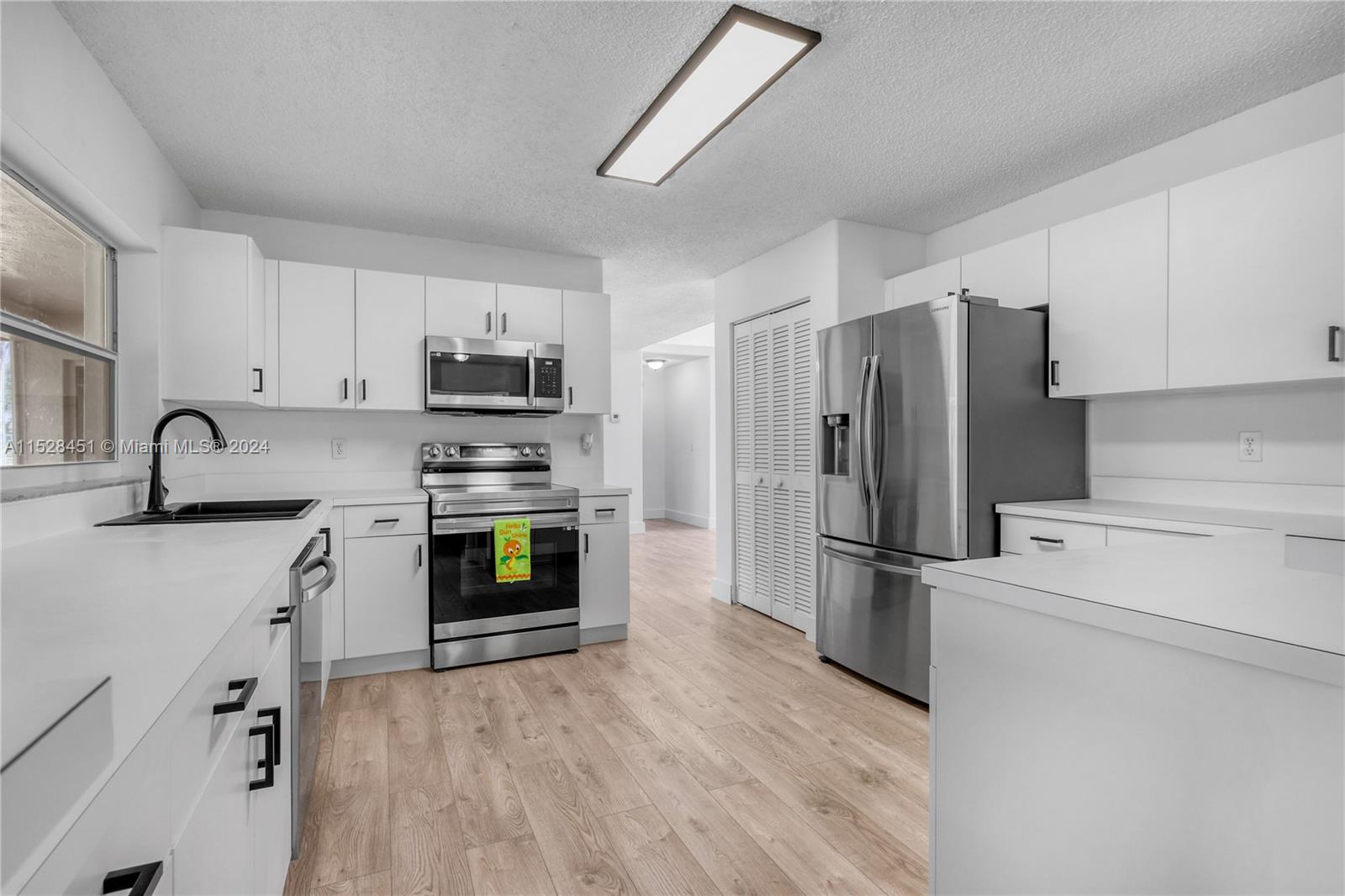 704 NW 177th Ave, Pembroke Pines, Florida 33029, 5 Bedrooms Bedrooms, ,3 BathroomsBathrooms,Residential,For Sale,704 NW 177th Ave,A11528451