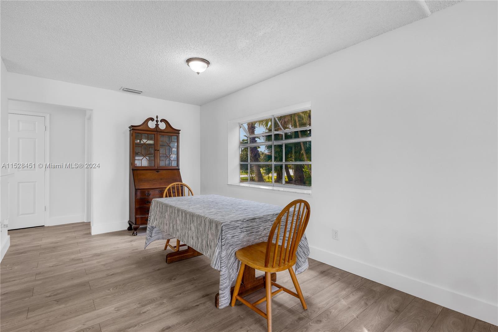 704 NW 177th Ave, Pembroke Pines, Florida 33029, 5 Bedrooms Bedrooms, ,3 BathroomsBathrooms,Residential,For Sale,704 NW 177th Ave,A11528451
