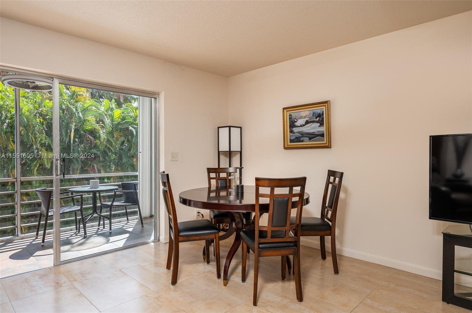400 NE 14th Ave 217, Hallandale Beach, Florida 33009, 1 Bedroom Bedrooms, ,1 BathroomBathrooms,Residential,For Sale,400 NE 14th Ave 217,A11551605