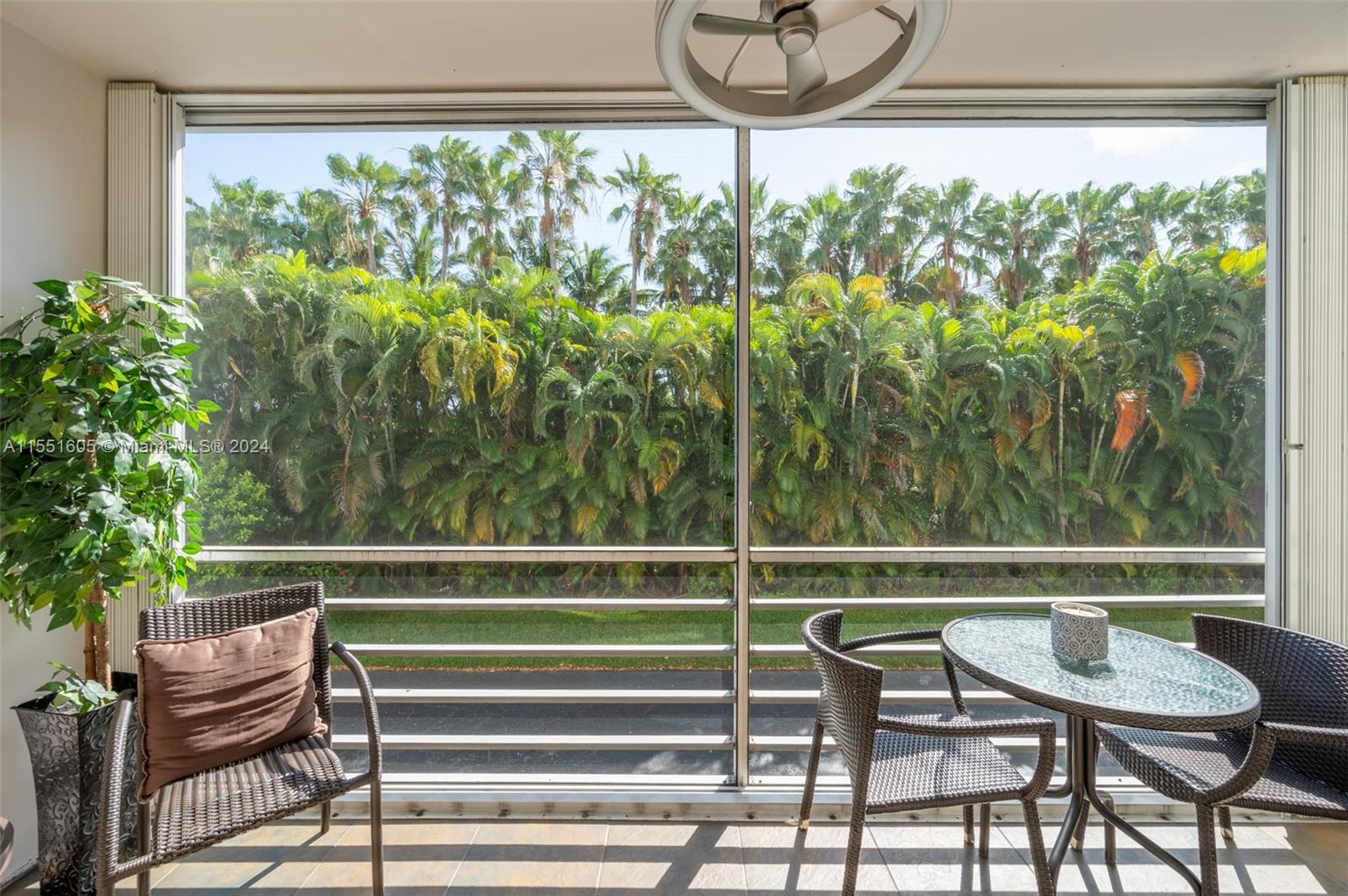 400 NE 14th Ave 217, Hallandale Beach, Florida 33009, 1 Bedroom Bedrooms, ,1 BathroomBathrooms,Residential,For Sale,400 NE 14th Ave 217,A11551605