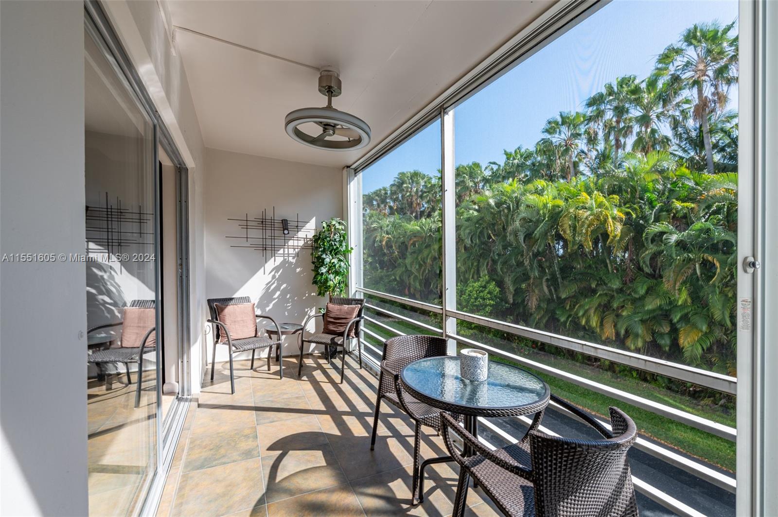 400 NE 14th Ave 217, Hallandale Beach, Florida 33009, 1 Bedroom Bedrooms, ,1 BathroomBathrooms,Residential,For Sale,400 NE 14th Ave 217,A11551605