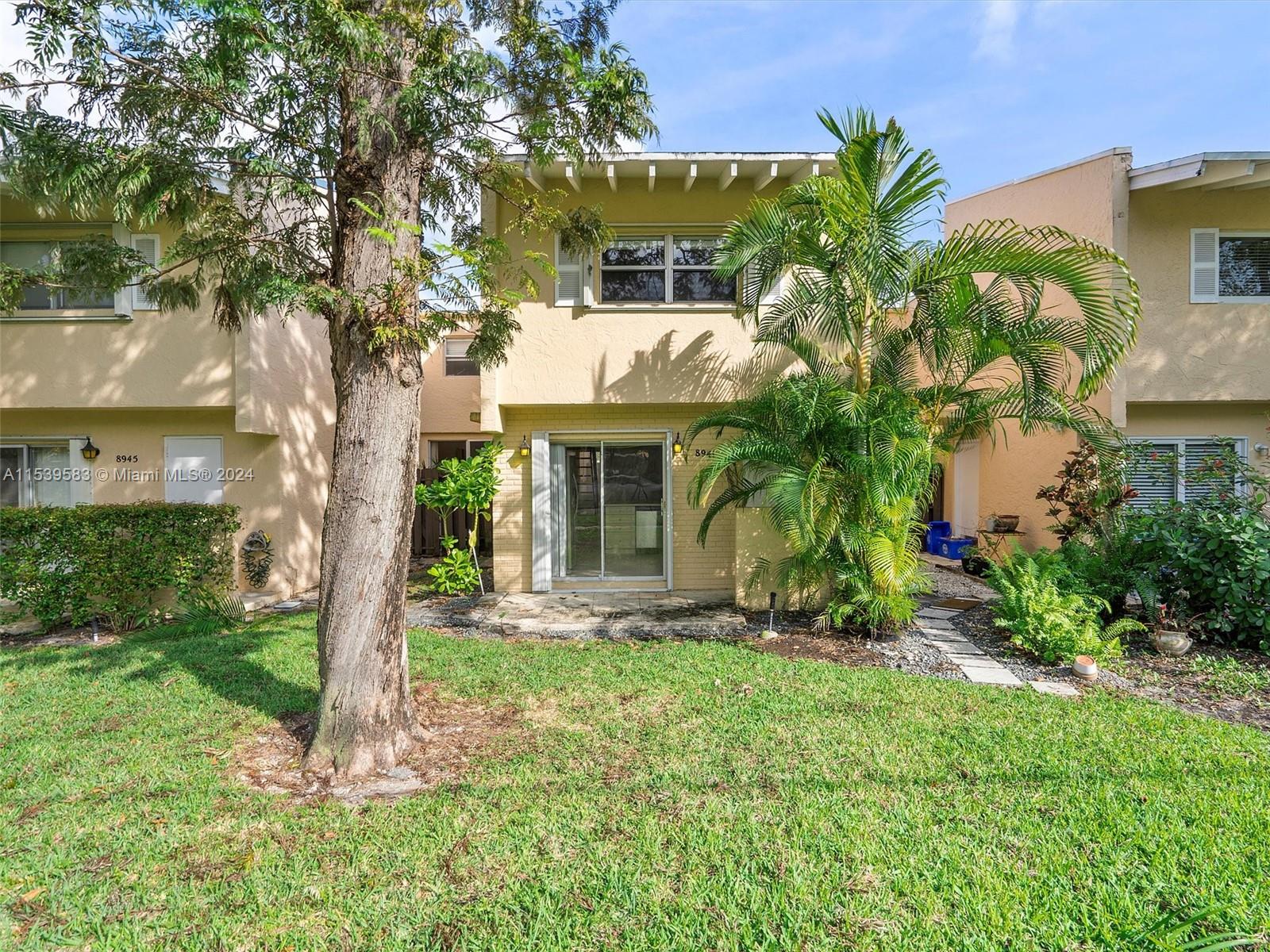 8941 NE 4th Ave Rd #8941 For Sale A11539583, FL