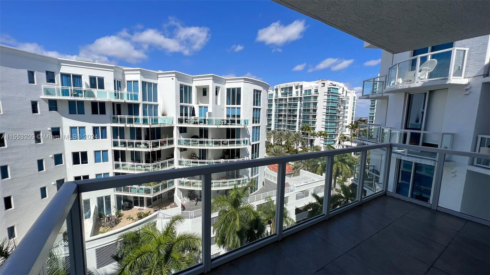 3030 NE 188th St 606, Aventura, Florida 33180, 2 Bedrooms Bedrooms, ,2 BathroomsBathrooms,Residential,For Sale,3030 NE 188th St 606,A11553209