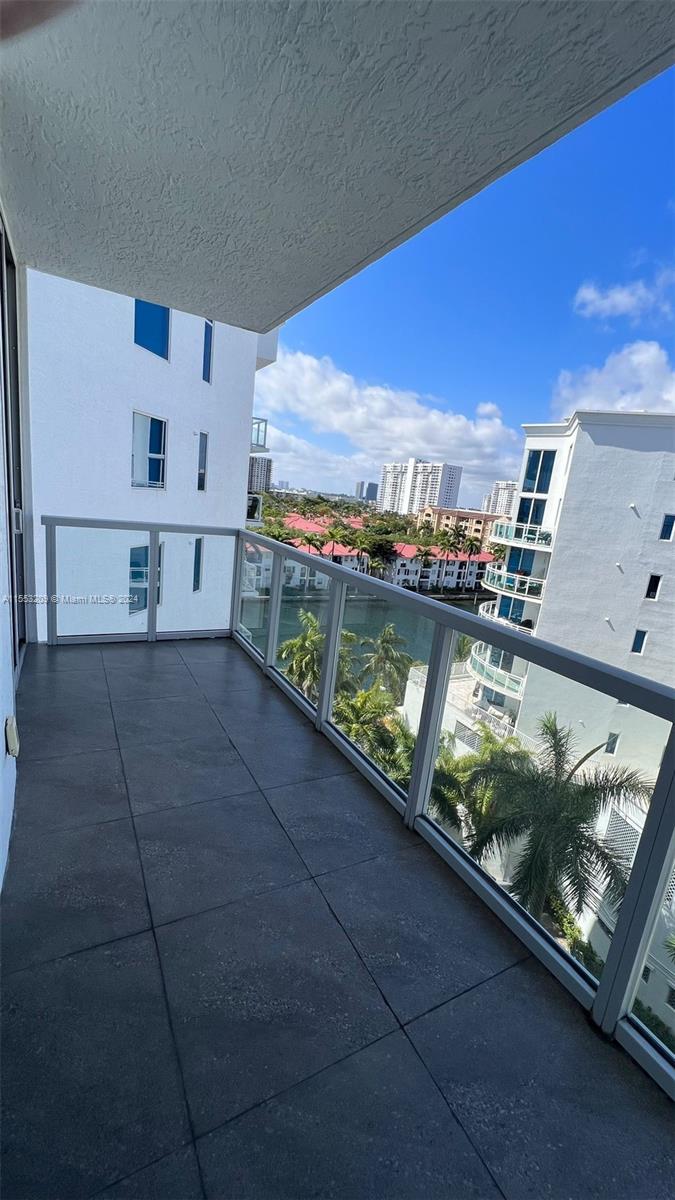 3030 NE 188th St 606, Aventura, Florida 33180, 2 Bedrooms Bedrooms, ,2 BathroomsBathrooms,Residential,For Sale,3030 NE 188th St 606,A11553209