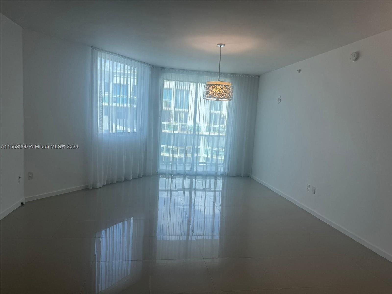 3030 NE 188th St 606, Aventura, Florida 33180, 2 Bedrooms Bedrooms, ,2 BathroomsBathrooms,Residential,For Sale,3030 NE 188th St 606,A11553209