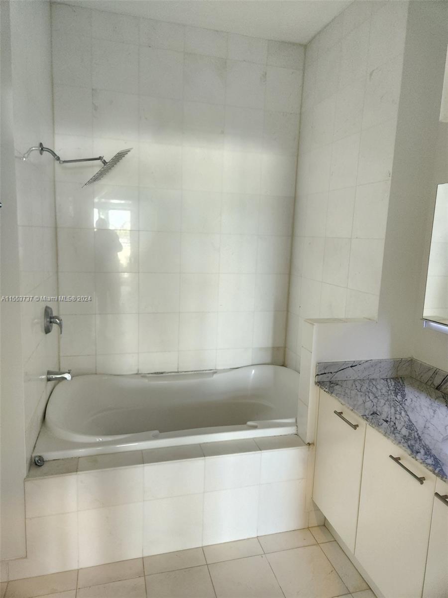 2001 Meridian Ave 421, Miami Beach, Florida 33139, 1 Bedroom Bedrooms, ,1 BathroomBathrooms,Residential,For Sale,2001 Meridian Ave 421,A11553737