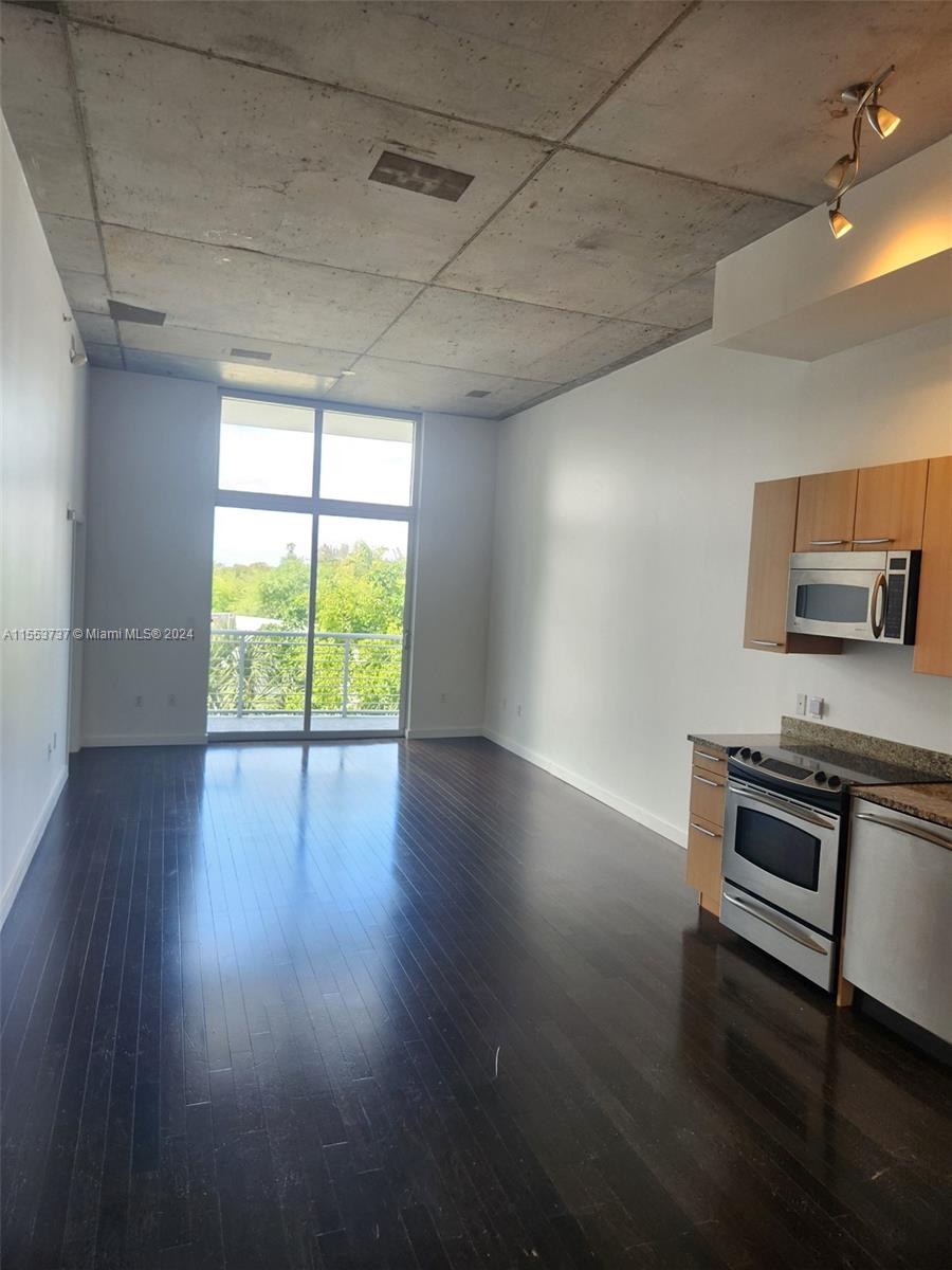 2001 Meridian Ave 421, Miami Beach, Florida 33139, 1 Bedroom Bedrooms, ,1 BathroomBathrooms,Residential,For Sale,2001 Meridian Ave 421,A11553737