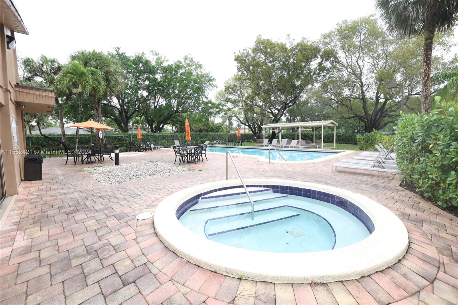 7630 NW 79th Ave K4, Tamarac, Florida 33321, 2 Bedrooms Bedrooms, ,2 BathroomsBathrooms,Residential,For Sale,7630 NW 79th Ave K4,A11552421