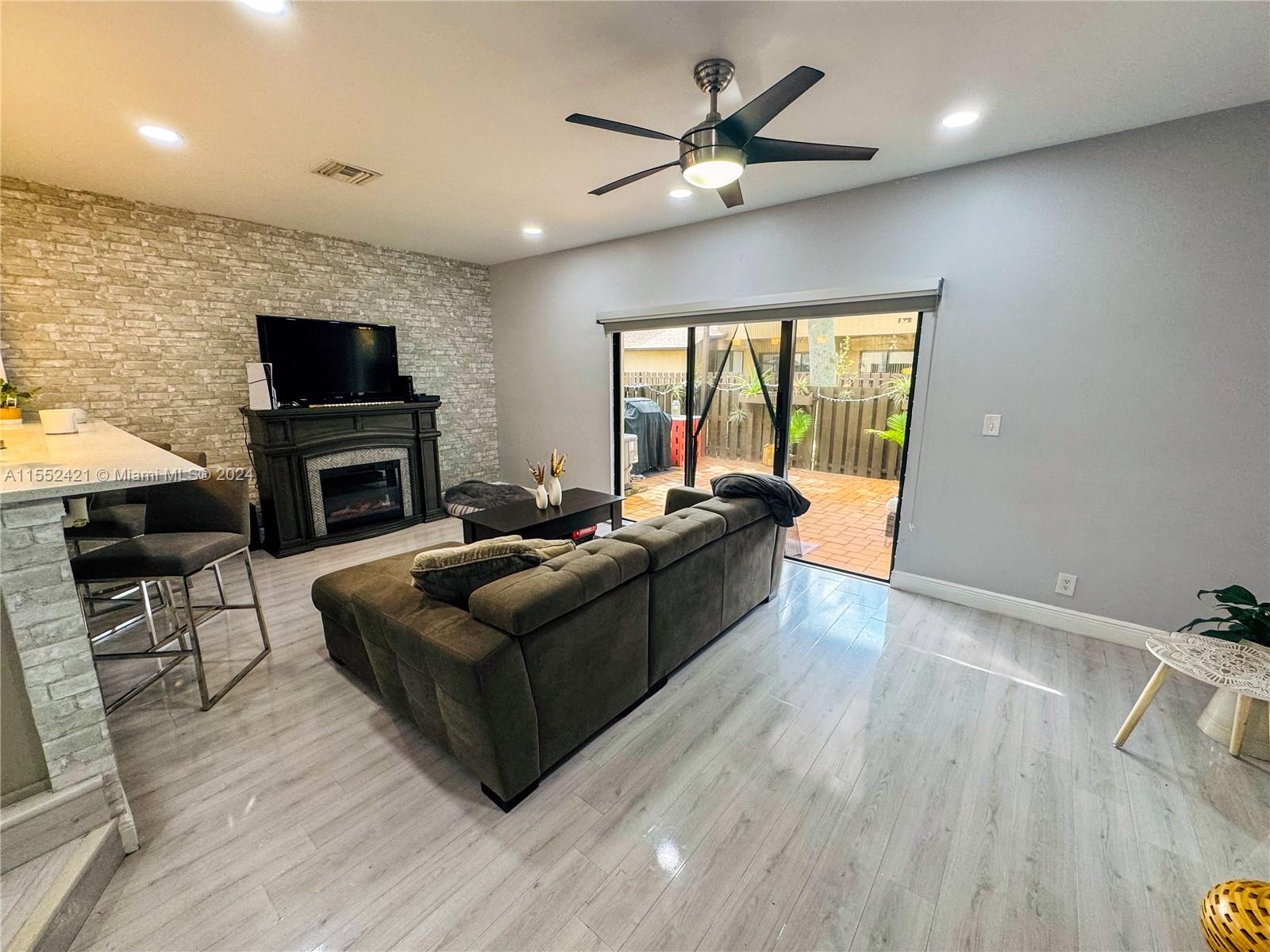 7630 NW 79th Ave K4, Tamarac, Florida 33321, 2 Bedrooms Bedrooms, ,2 BathroomsBathrooms,Residential,For Sale,7630 NW 79th Ave K4,A11552421