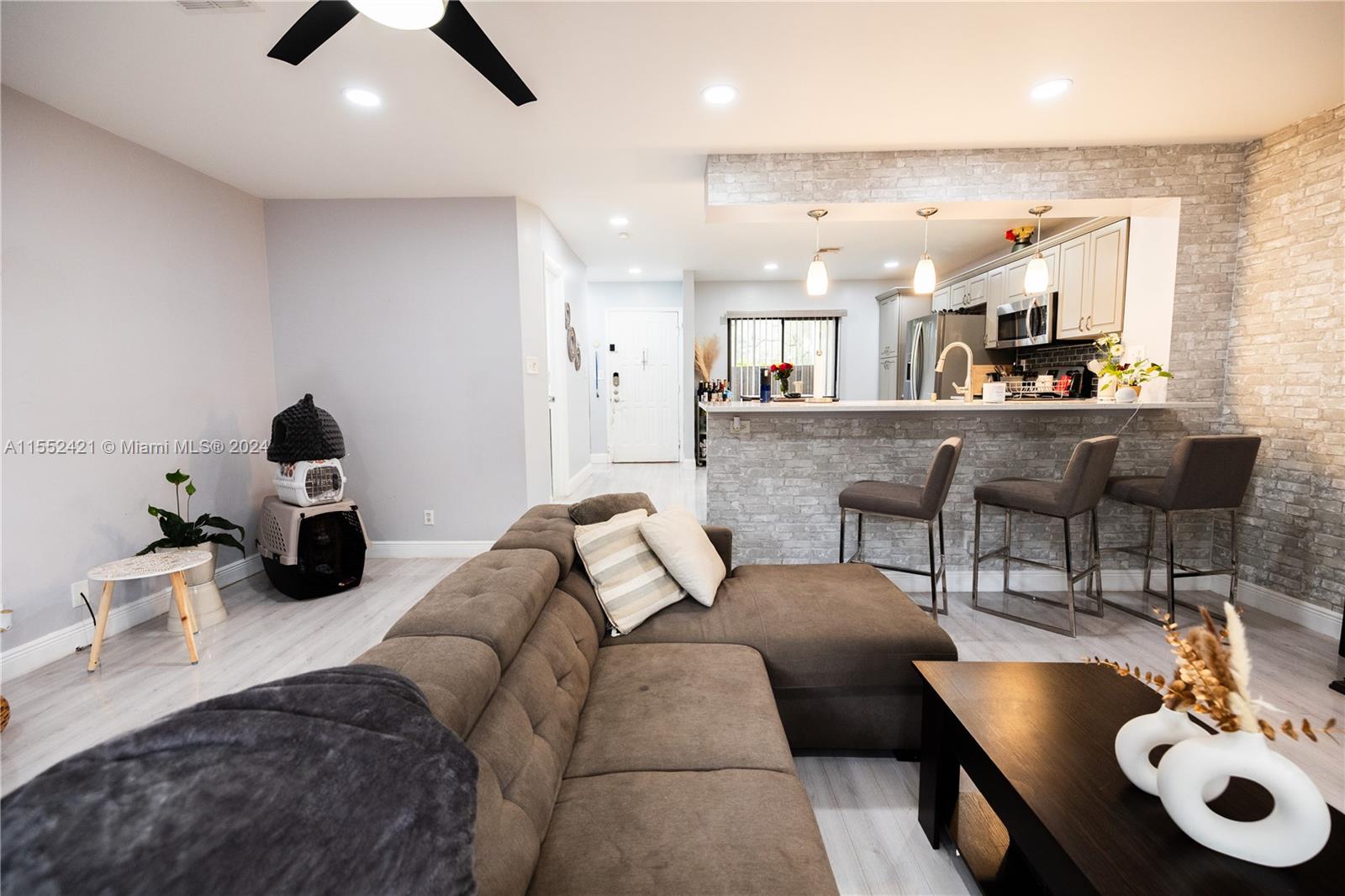 7630 NW 79th Ave K4, Tamarac, Florida 33321, 2 Bedrooms Bedrooms, ,2 BathroomsBathrooms,Residential,For Sale,7630 NW 79th Ave K4,A11552421