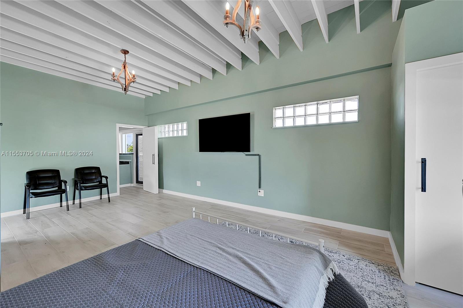 1141 71st St, Miami Beach, Florida 33141, ,Commercialsale,For Sale,1141 71st St,A11553705