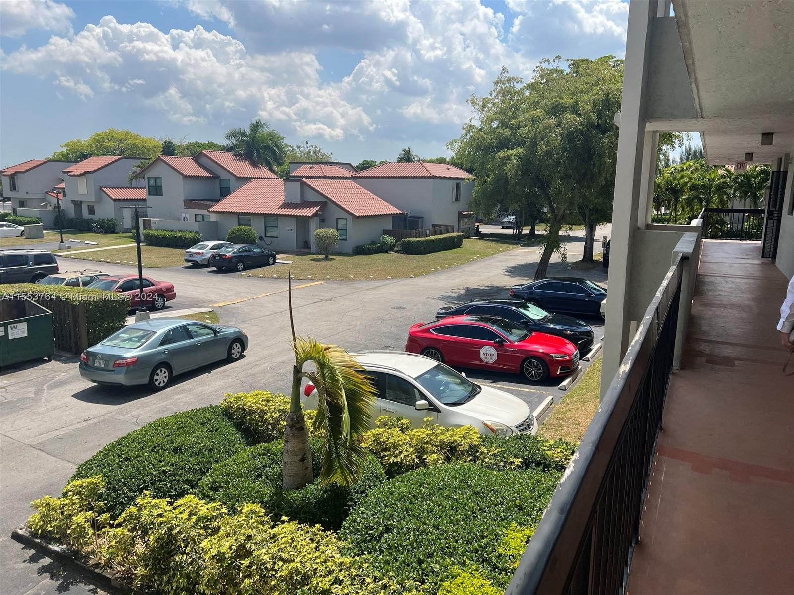 10317 NW 9th St Cir 202, Miami, Florida 33172, 2 Bedrooms Bedrooms, ,2 BathroomsBathrooms,Residentiallease,For Rent,10317 NW 9th St Cir 202,A11553764