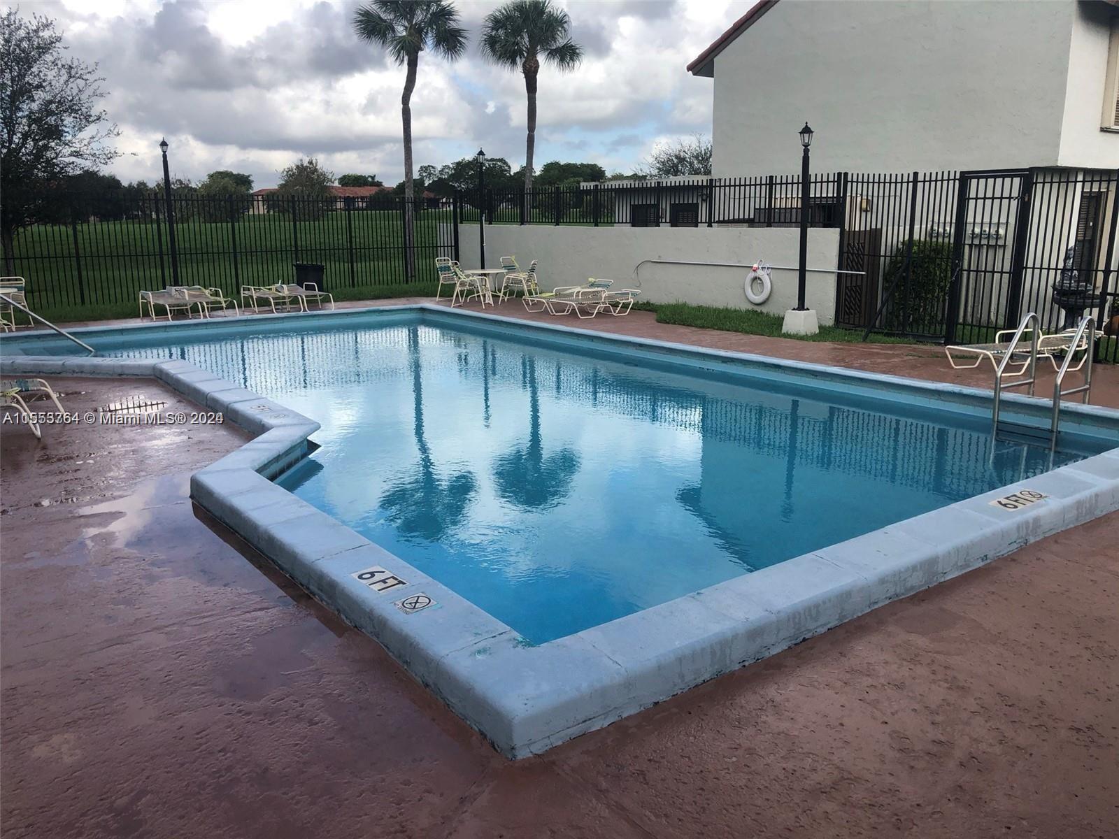 10317 NW 9th St Cir 202, Miami, Florida 33172, 2 Bedrooms Bedrooms, ,2 BathroomsBathrooms,Residentiallease,For Rent,10317 NW 9th St Cir 202,A11553764