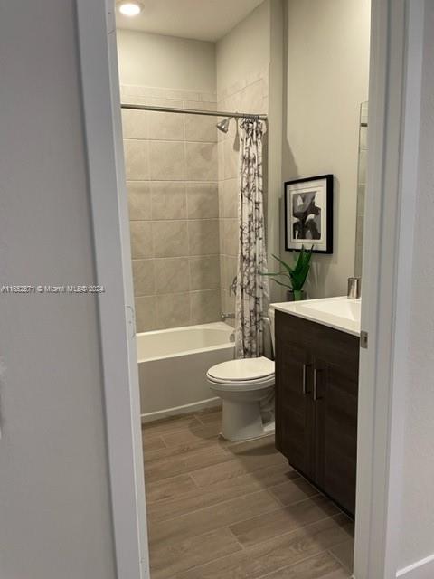 2445 SE 11th St, Homestead, Florida 33035, 4 Bedrooms Bedrooms, ,3 BathroomsBathrooms,Residential,For Sale,2445 SE 11th St,A11552671