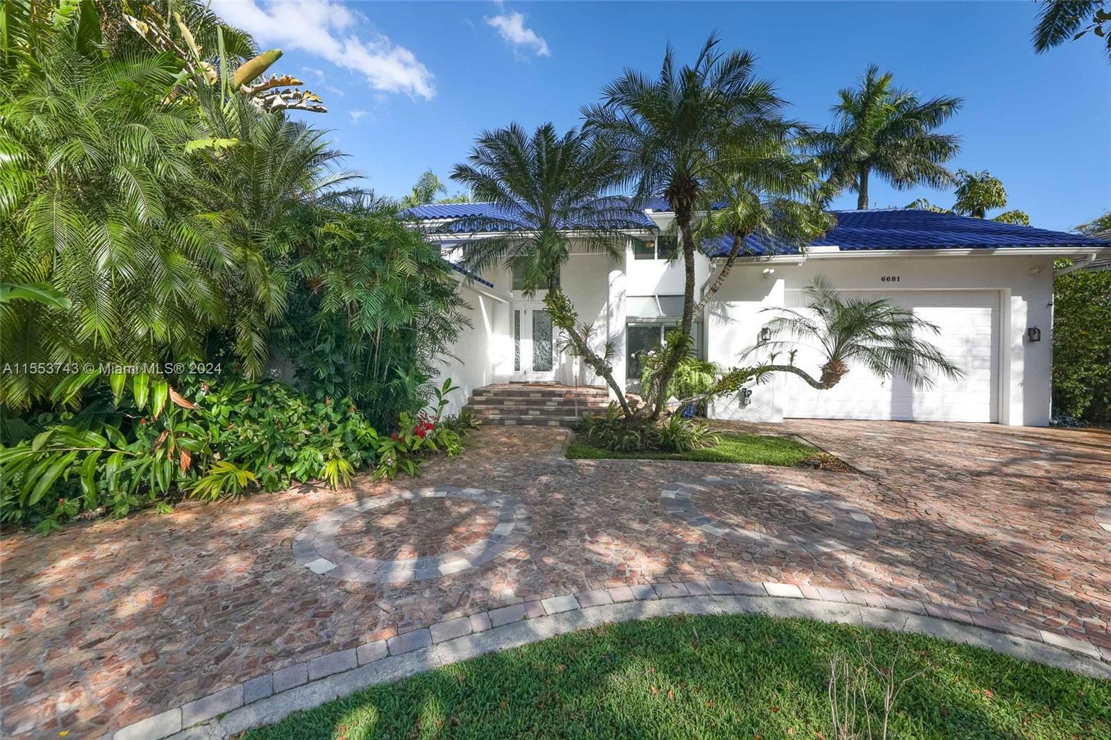 6681 SW 155th Ave, Miami, Florida 33193, 4 Bedrooms Bedrooms, ,3 BathroomsBathrooms,Residential,For Sale,6681 SW 155th Ave,A11553743