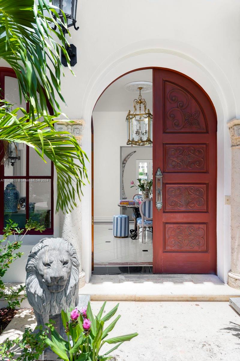 5681 Pine Tree Dr, Miami Beach, Florida 33140, 8 Bedrooms Bedrooms, ,6 BathroomsBathrooms,Residential,For Sale,5681 Pine Tree Dr,A11553403