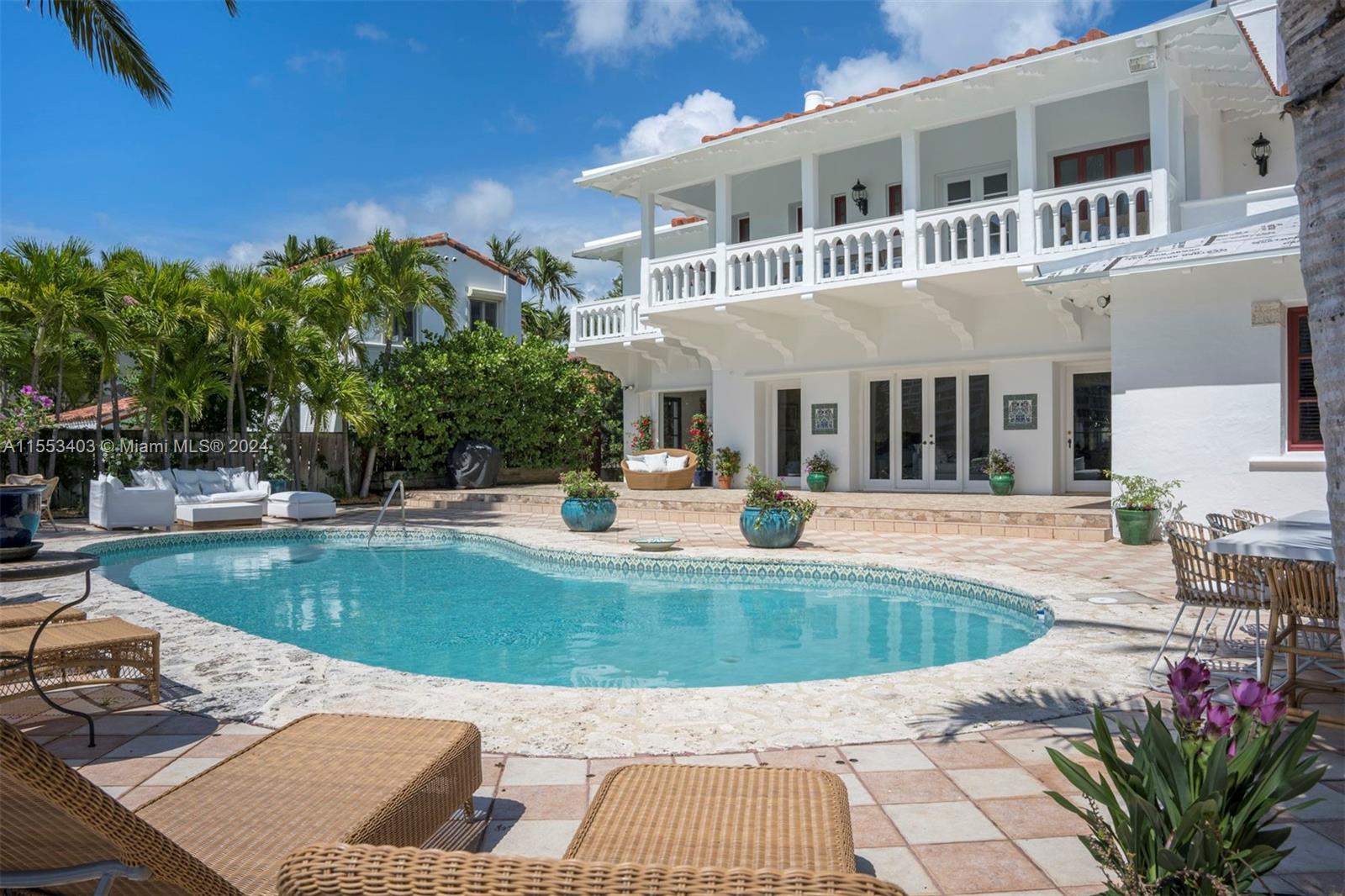 5681 Pine Tree Dr, Miami Beach, Florida 33140, 8 Bedrooms Bedrooms, ,6 BathroomsBathrooms,Residential,For Sale,5681 Pine Tree Dr,A11553403