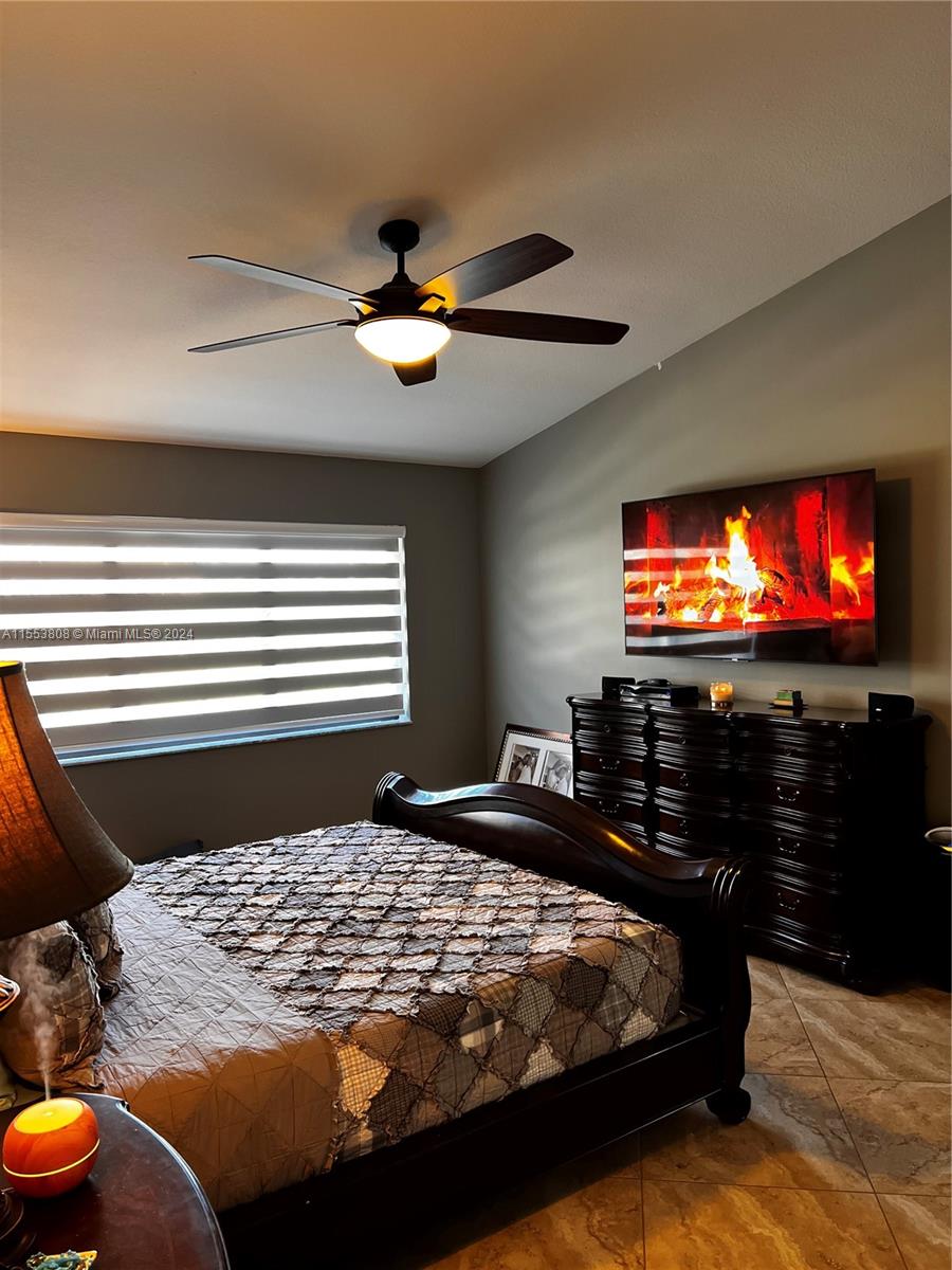 19811 NW 8th St, Pembroke Pines, Florida 33029, 4 Bedrooms Bedrooms, ,3 BathroomsBathrooms,Residential,For Sale,19811 NW 8th St,A11553808