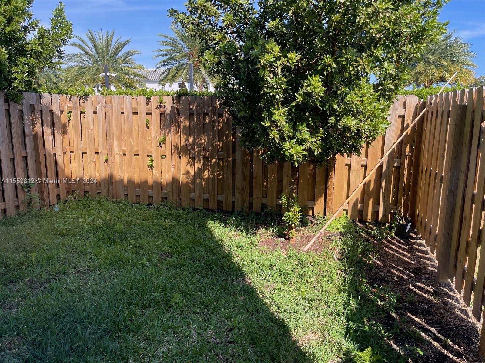 1663 SE 26th Rd 1663, Homestead, Florida 33035, 3 Bedrooms Bedrooms, ,3 BathroomsBathrooms,Residential,For Sale,1663 SE 26th Rd 1663,A11553812