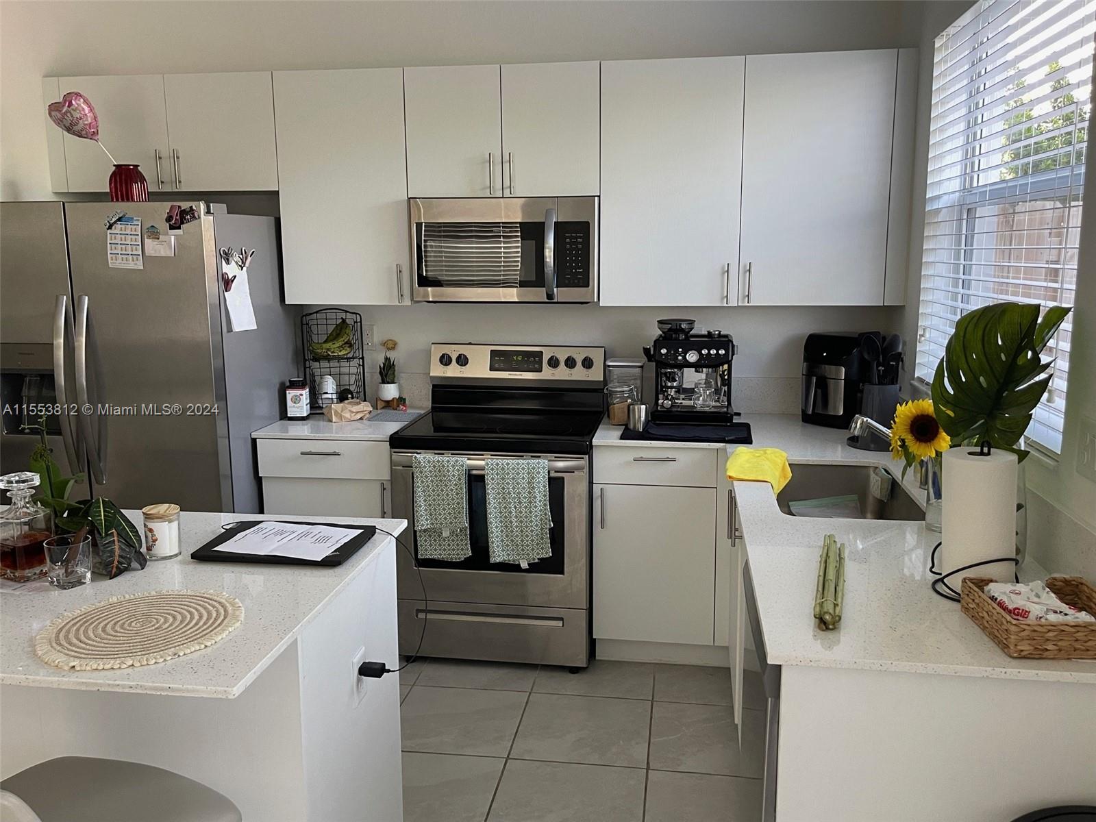 1663 SE 26th Rd 1663, Homestead, Florida 33035, 3 Bedrooms Bedrooms, ,3 BathroomsBathrooms,Residential,For Sale,1663 SE 26th Rd 1663,A11553812