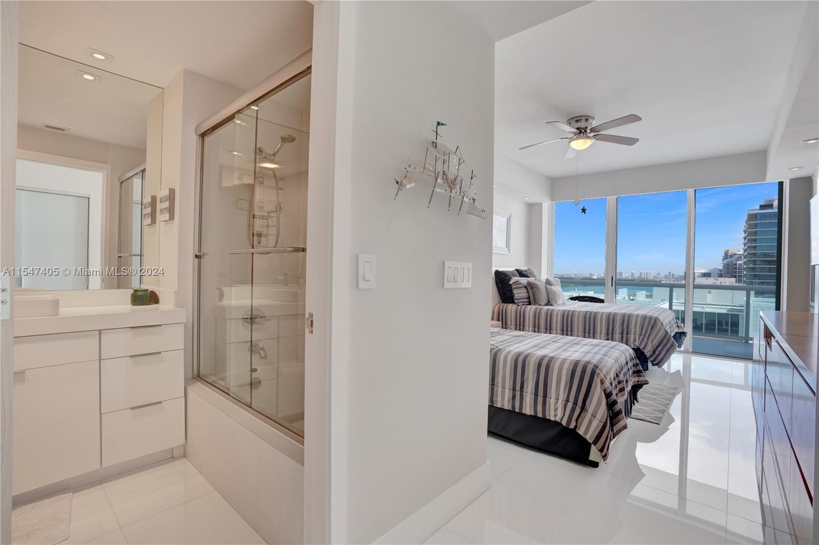 Walk-in Closet - His.